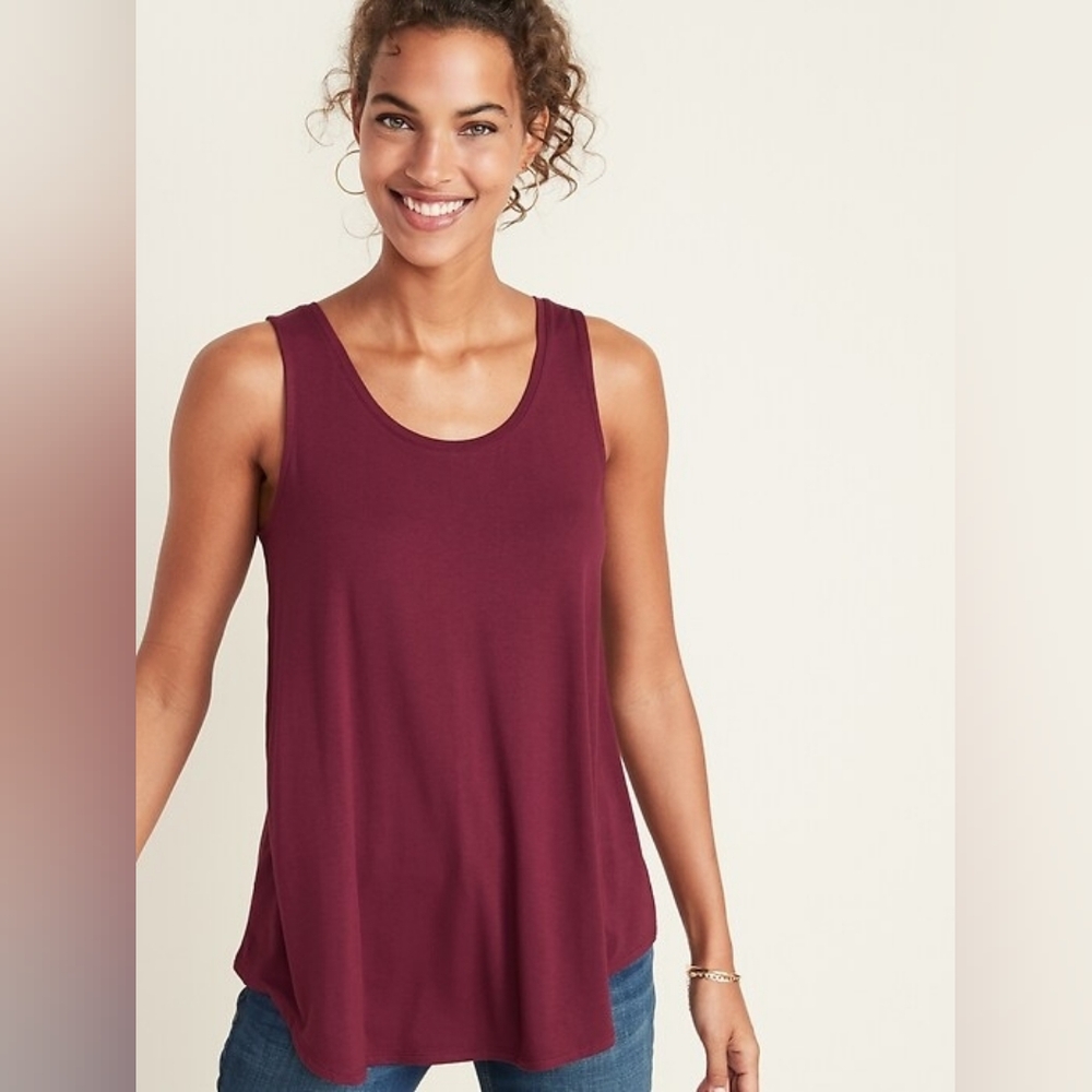 Old Navy Deep Red Luxe Scoop Neck Rank Top Size: L